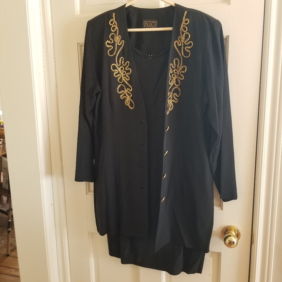 Vintage 80s style black dress with a gold detailed jacket size 14 dress - Picture 3 of 8